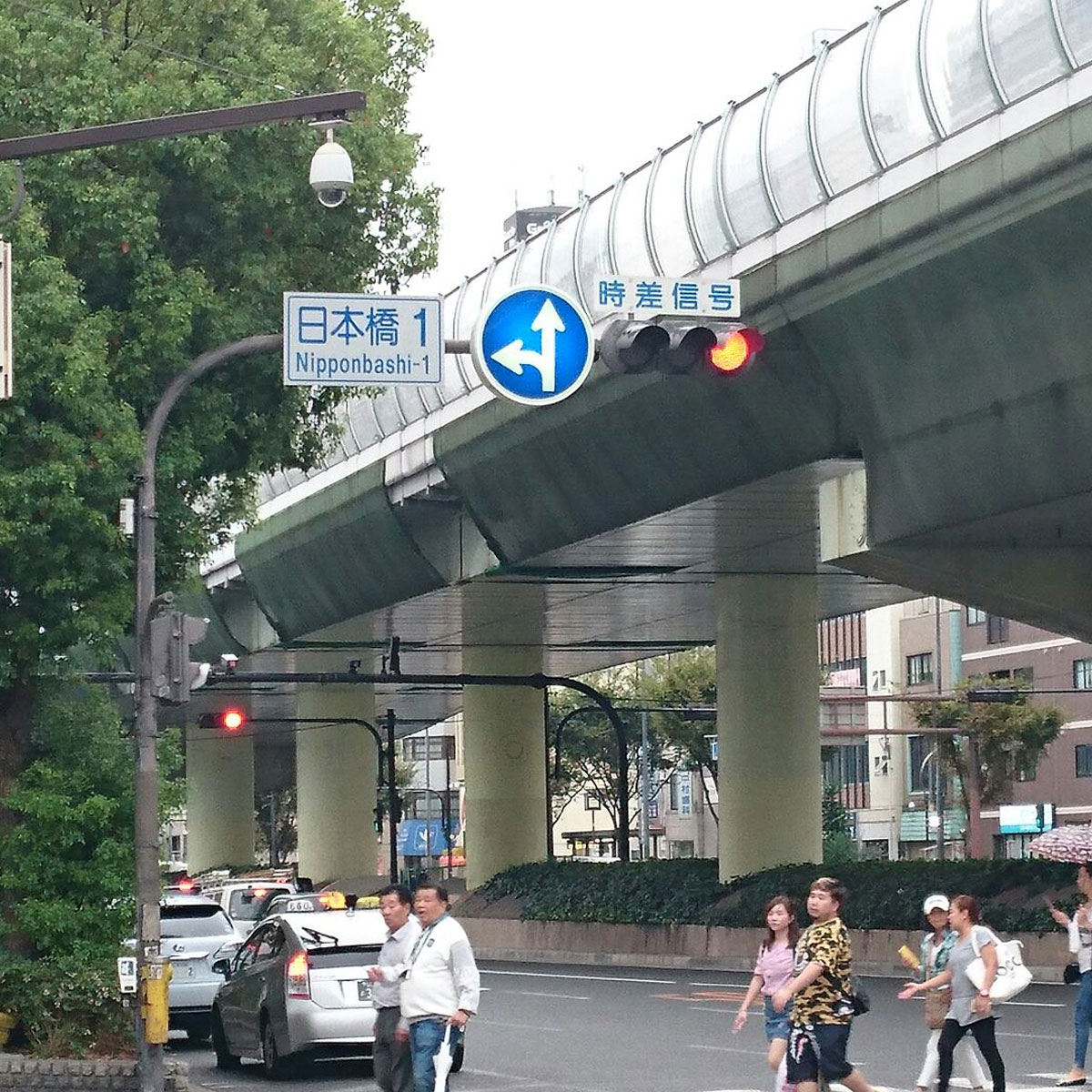 日本橋 - 日本橋一丁目交差点