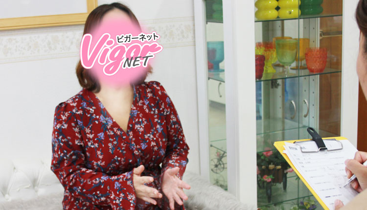 在籍女性 さゆりさん(25)